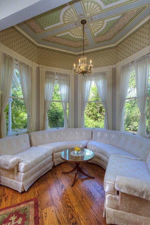 Bed and Breakfast The Pink Mansion Калистога Экстерьер фото
