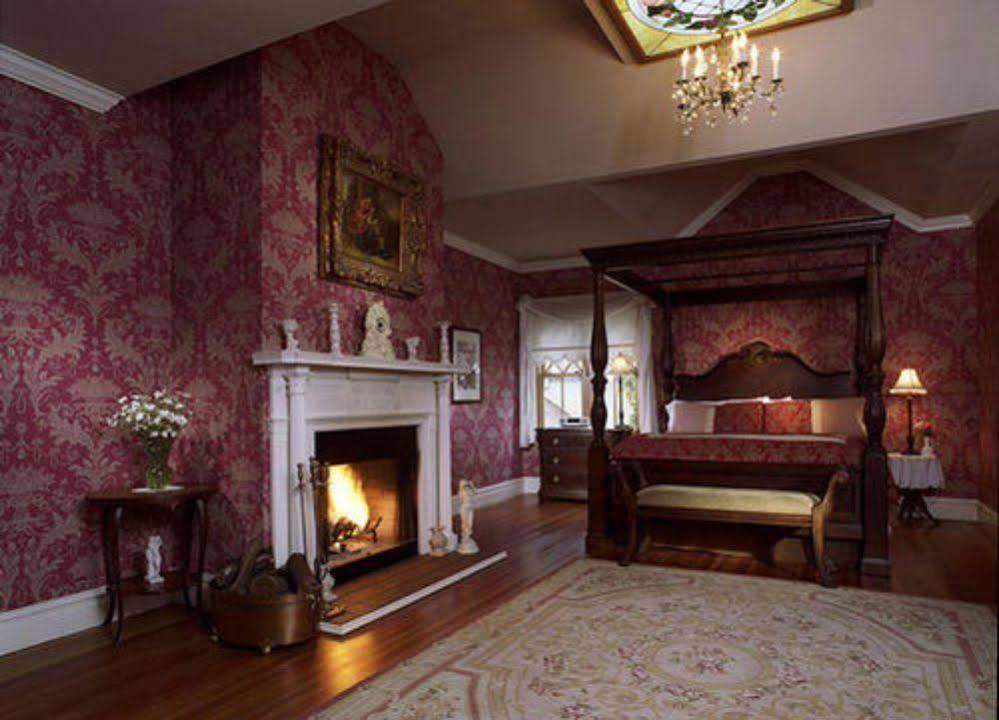 Bed and Breakfast The Pink Mansion Калистога Экстерьер фото